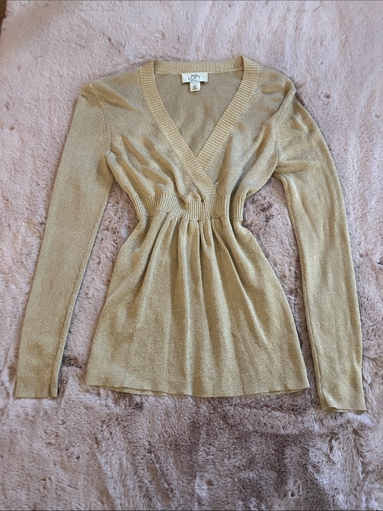 LOFT Tops - Y2k LOFT Metallic Glittery Gold V-Neck Long Sleeve Babydoll Top Blouse